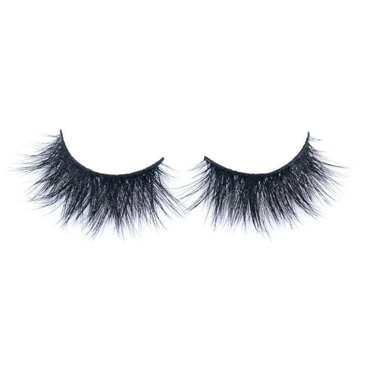 5D Mink Artificial Strip Lashes. The lashes are named Riley