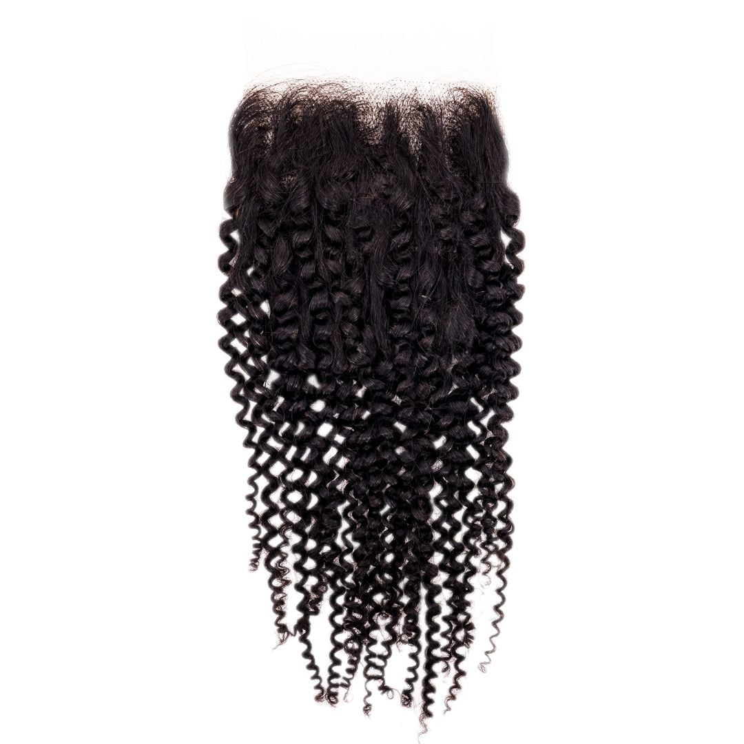 Close-up of a 4x4 Afro Kinky Hair Extension Closure the color black